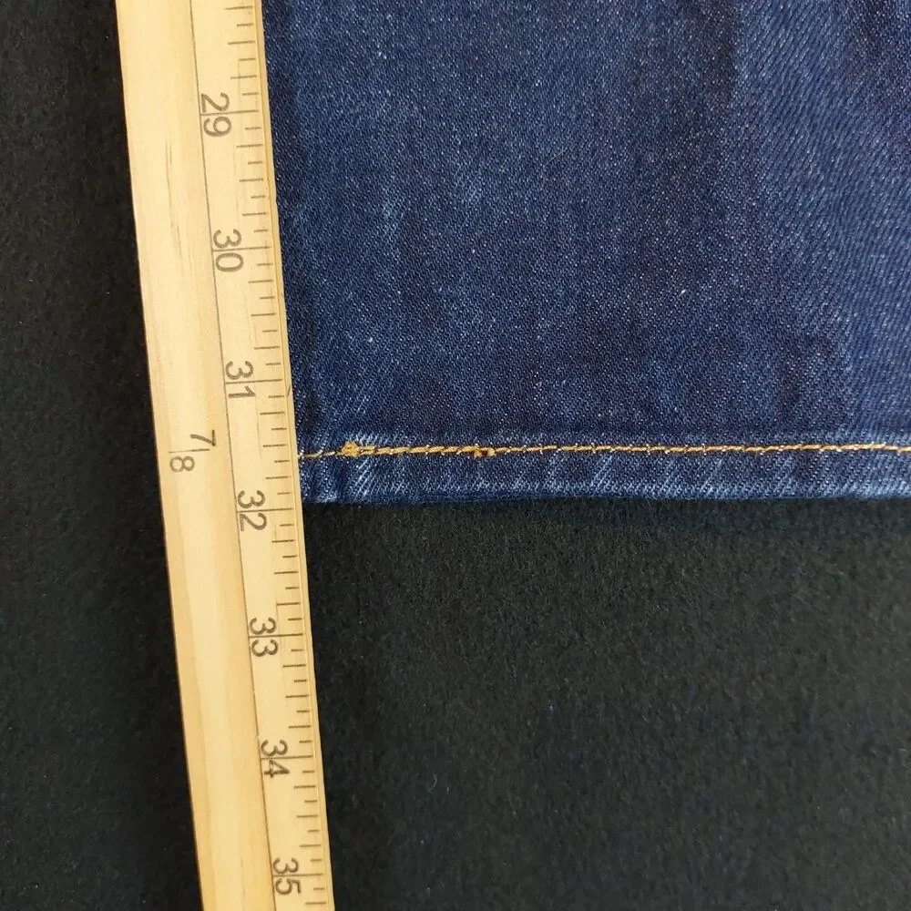 Levis 501 Original Fit Button Fly Jeans Men's Size 32x34 (Fit 32x32) Distressed